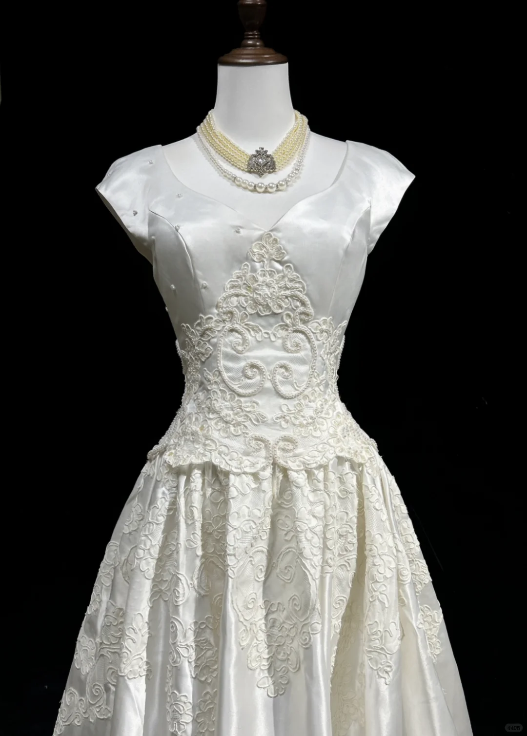 Vintage Wedding Dress 1950s 1940s Ball Gown V Neck Lace White Long Wedding Dresses Bridal Gowns Brides Gown DH541