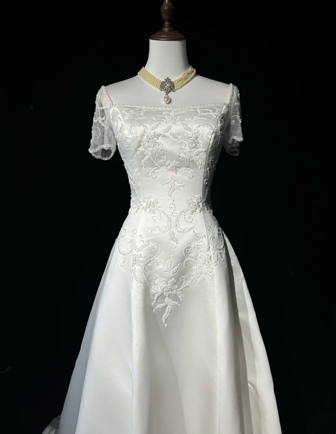Retro Wedding Dress 1950s 1940s A line Square Neck Satin White Long Wedding Dresses Bridal Gowns Brides Gown DH547
