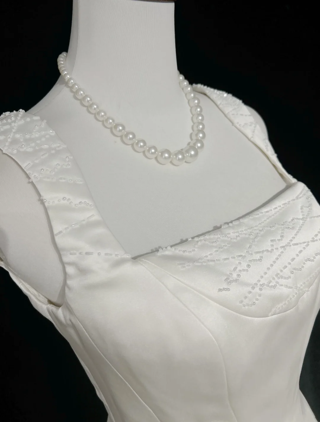 Vintage Wedding Dress 1970s Mermaid Square Neck Satin White Long Wedding Dresses Bridal Gowns Elegant Brides Gown DH557