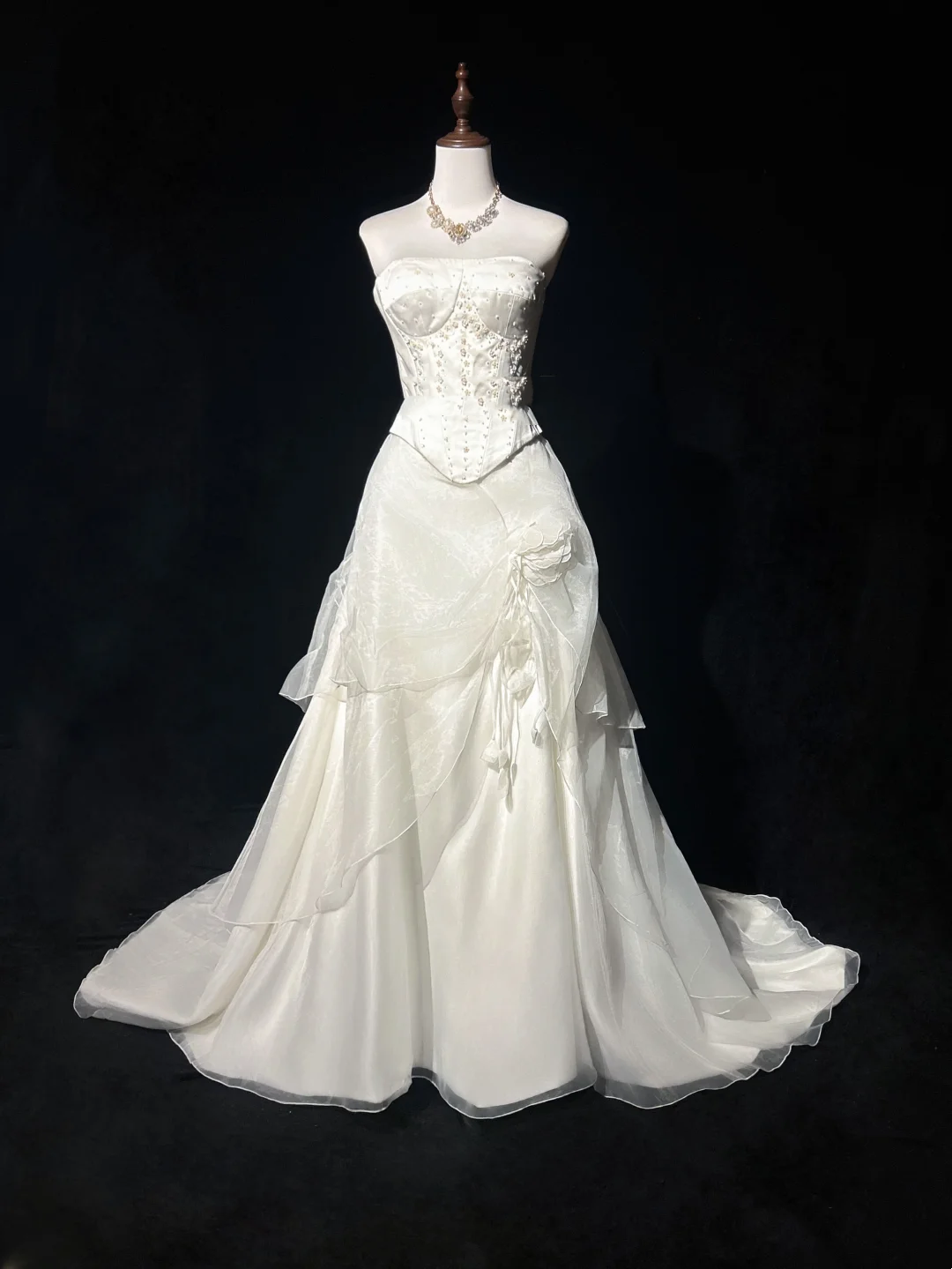 Vintage Wedding Dress 1970s Ball Gown Strapless Ivory Satin Wedding Dresses Bridal Gowns Elegant Brides Gown DH569