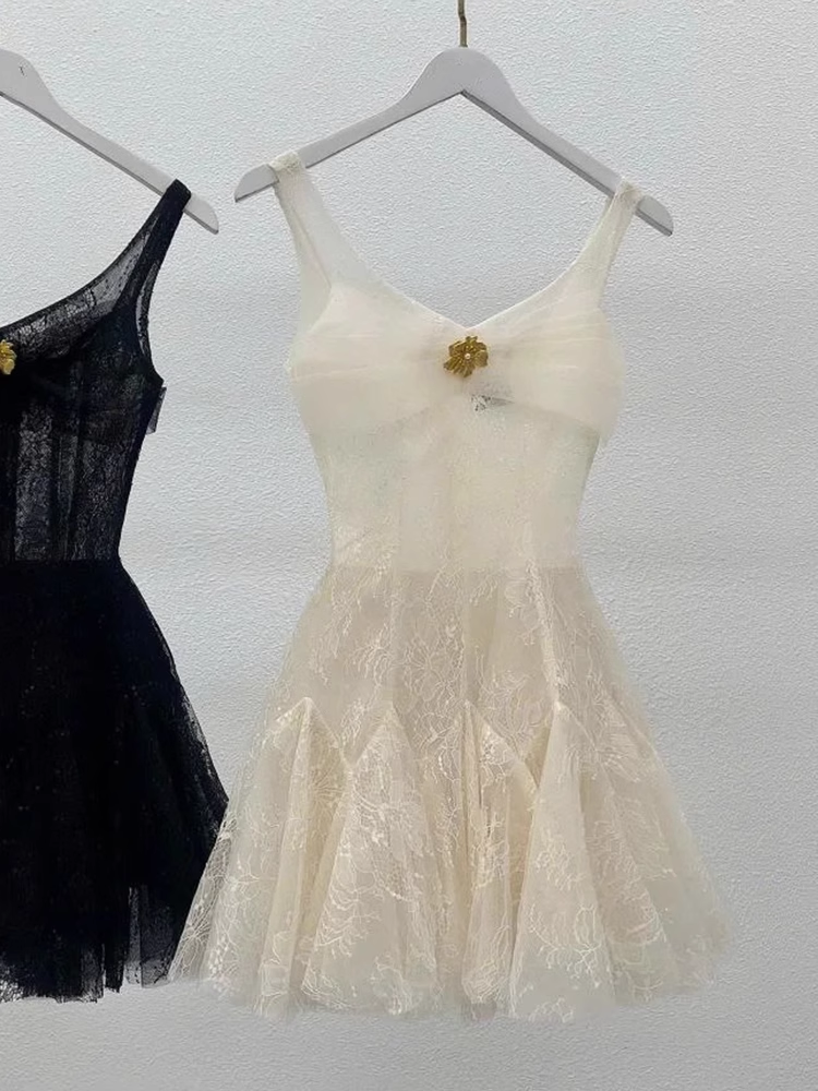 Cute A Line Straps Lace Short Mini Formal 8th Grade Homecoming Dresses Summer Middle School Hoco Dress Homecoming Outfits DH616