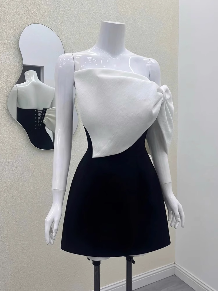 Cute A line Strapless Black Satin Mini Short Formal 8th Grade Homecoming Dresses Summer Middle School Hoco Dress Homecoming Outfits Birthday Dress DH632