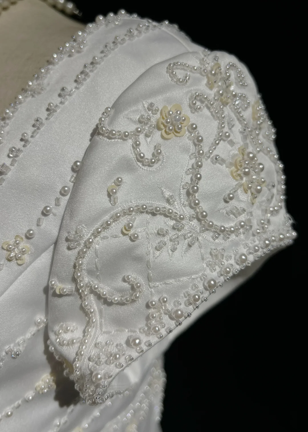 Classic Bridal Gown A line Square Neck Short Sleeves Satin White Wedding Dresses Minimalist Bridal Gowns DH648