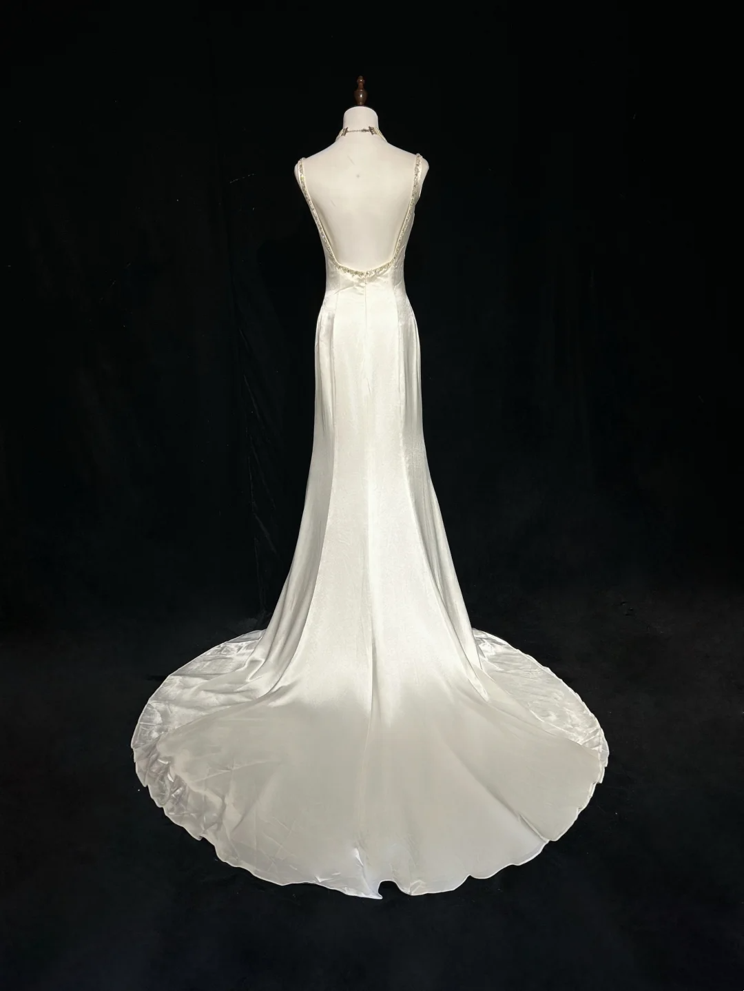 Vintage Mermaid Spaghetti Straps White Satin Beads Long 1940s 1950s Wedding Dresses Elegant Bridal Gowns DH677