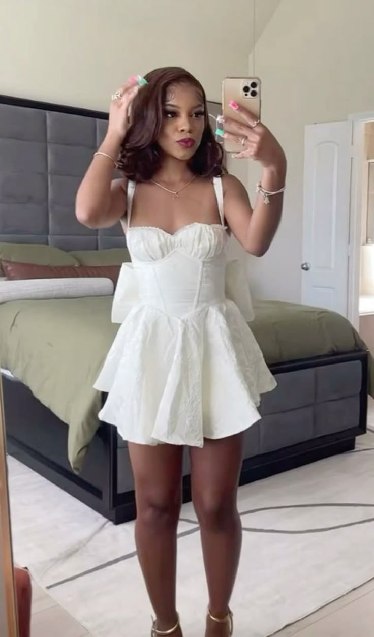 Pretty A line Sweetheart White Lace Short Mini Formal 8th Grade Homecoming Dresses Summer Middle School Hoco Dress Homecoming Outfits DH709