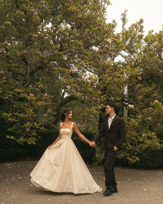 Unique Wedding Dress Ball Gown Square Neck Satin Long Wedding Dresses Bridal Gowns Elegant Brides Gown DH723