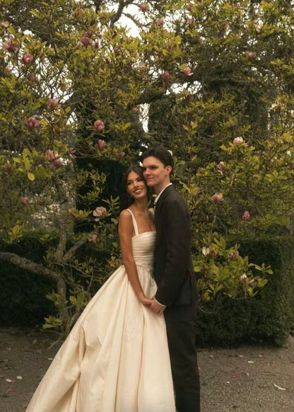 Unique Wedding Dress Ball Gown Square Neck Satin Long Wedding Dresses Bridal Gowns Elegant Brides Gown DH723