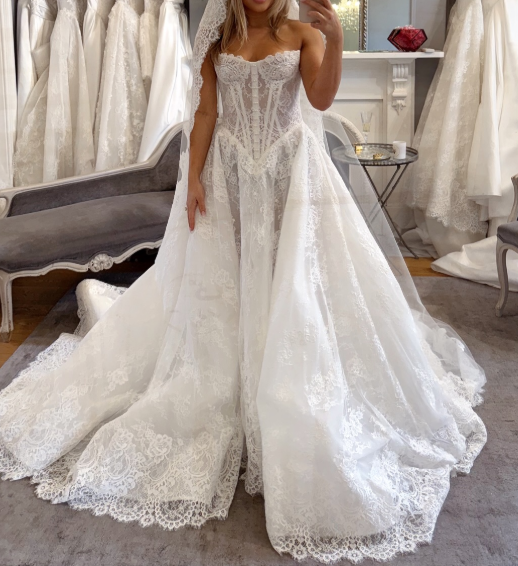 Modest Bridal Gown Ball Gown Strapless White Lace Long Summer Autumn Wedding Dresses Elegant Bridal Gowns DH853