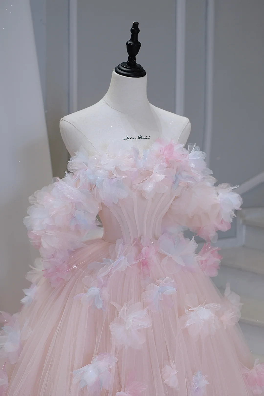Pretty Ball Gown Off The Shoulder Pink Tulle Long Quinceanera Dress Formal Gowns Vestido De 15 Anos Sweet 16 Dress DH884