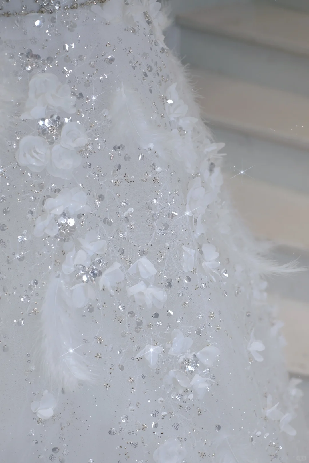 Timeless Bridal Gown Ball Gown Strapless Sequin Sleeveless Long White Wedding Dresses Elegant Bridal Gowns DH886