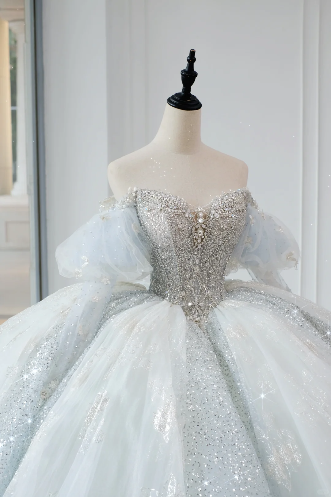 Timeless Bridal Gown Ball Gown Off The Shoulder Light Sky Blue Sequin Long White Wedding Dresses Elegant Bridal Gowns DH889