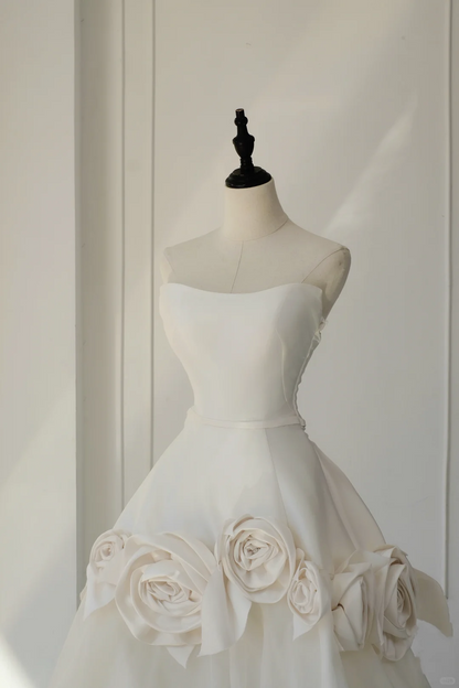 Timeless Bridal Gown Ball Gown Strapless Satin Flowers Sleeveless Long White Wedding Dresses Elegant Bridal Gowns DH890