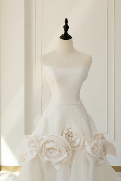 Timeless Bridal Gown Ball Gown Strapless Satin Flowers Sleeveless Long White Wedding Dresses Elegant Bridal Gowns DH890