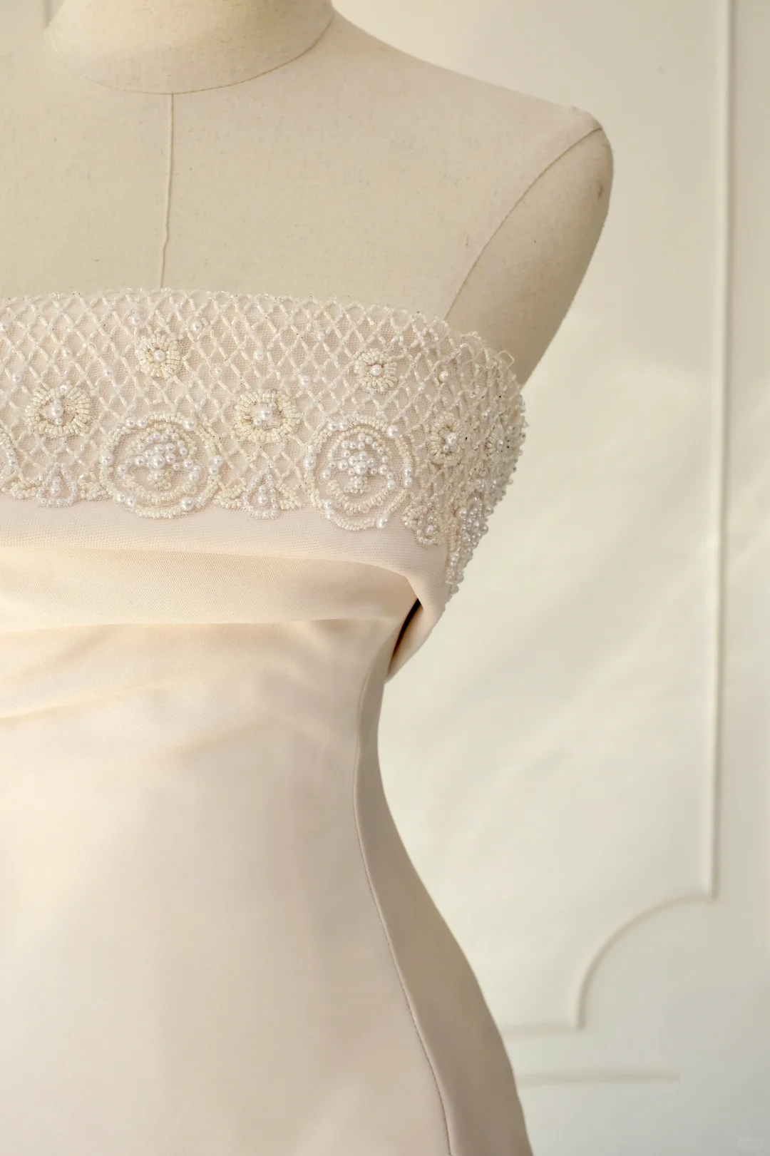 Classic Bridal Gown Mermaid Strapless Sleeveless Satin Long Light Pink Wedding Dresses Elegant Bridal Gowns Brides Dress DH894