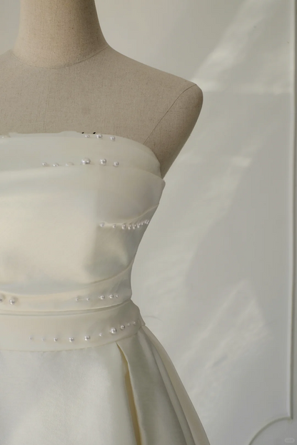 Timeless Bridal Dress A line Strapless Satin White Wedding Dresses Elegant Bridal Gowns DH896