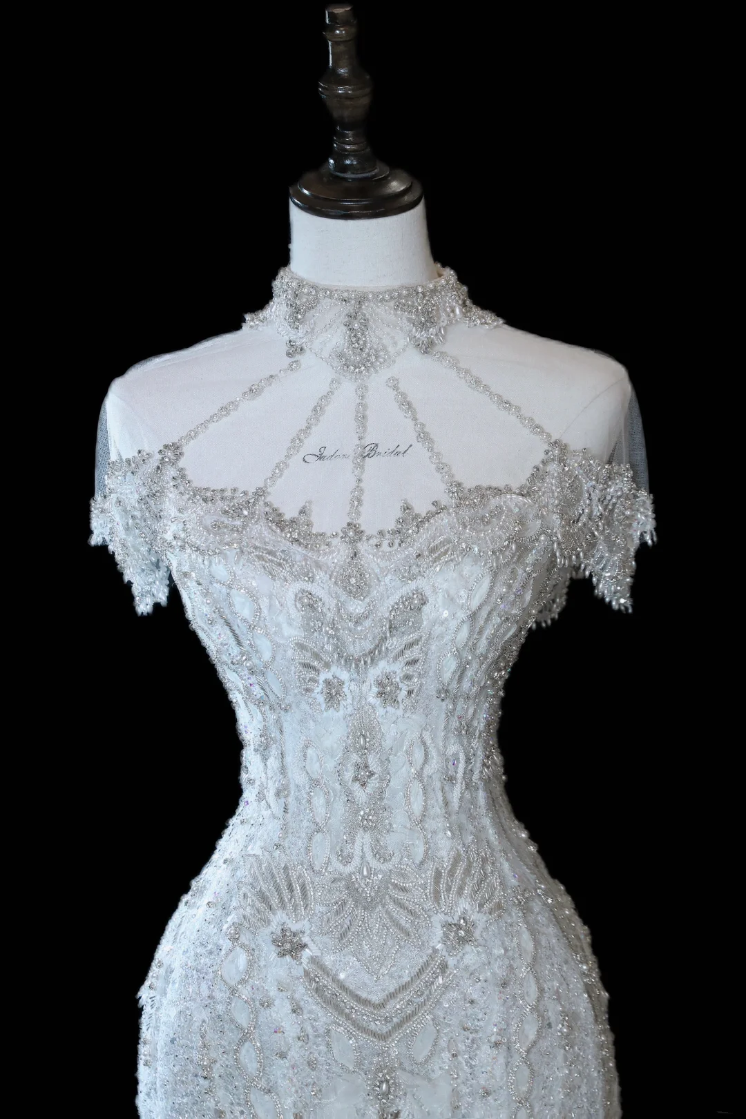 Timeless Bridal Gown Mermaid Off The Shoulder Silver Sequin Cap Sleeves Long Wedding Dresses Elegant Bridal Gowns DH897