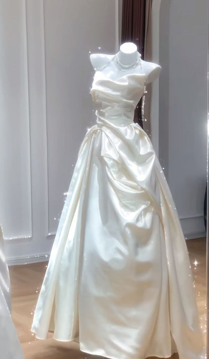 Timeless Bridal Dress Ball Gown Strapless Satin White Wedding Dresses Elegant Bridal Gowns DH898