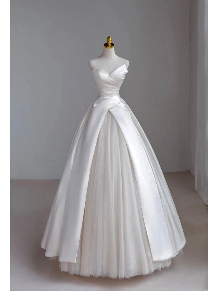 Timeless Bridal Gown Ball Gown Sweetheart White Sleeveless Long Wedding Dresses Elegant Bridal Gowns DH907