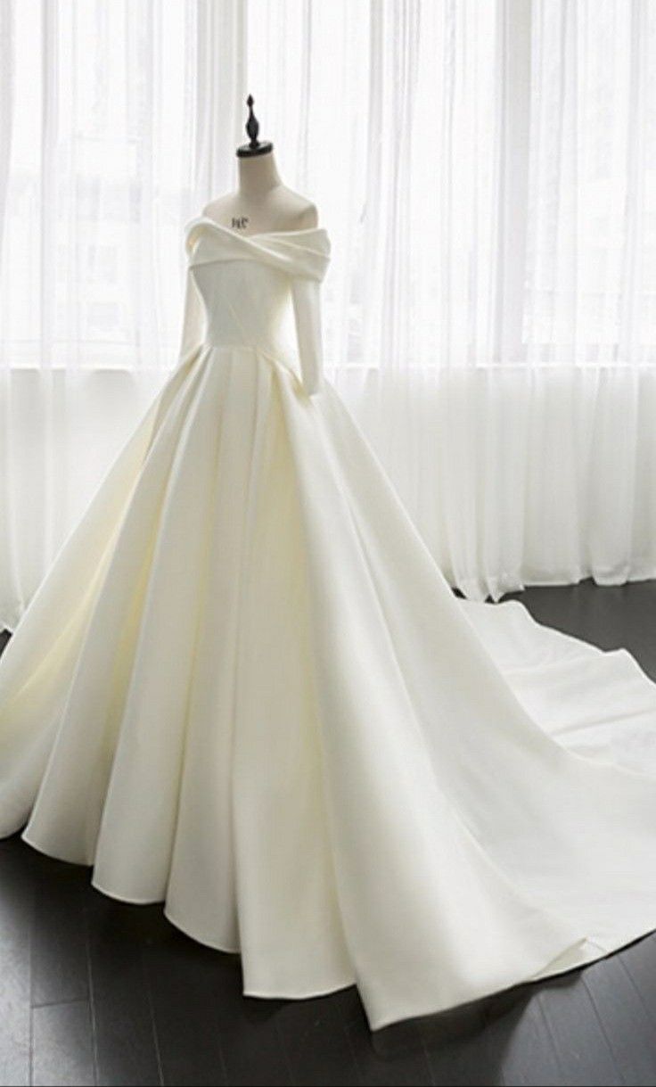 Princess Bridal Gown Ball Gown Off The Shoulder White Satin Long Wedding Dresses Elegant Bridal Gowns DH926