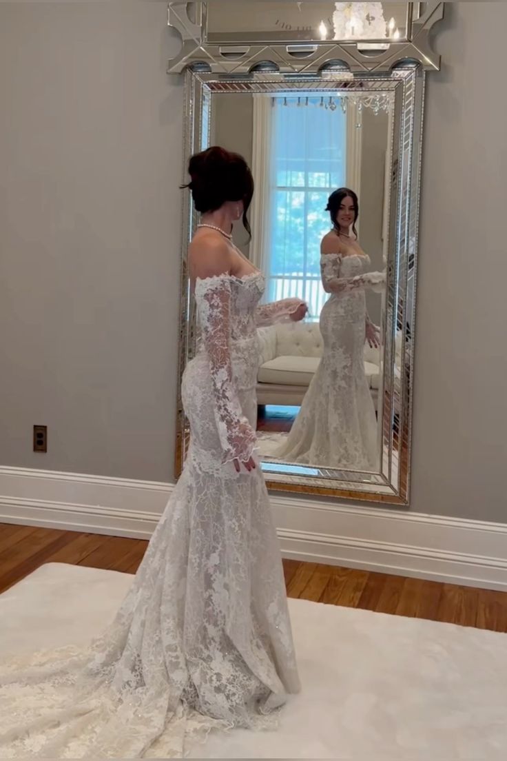 Timeless Bridal Gown Mermaid Off The Shoulder White Lace Long Sleeves Wedding Dresses Elegant Bridal Gowns DH954