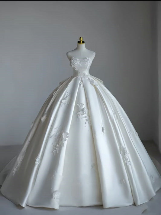 Unique Bridal Gown Ball Gown Sweetheart Satin Sleeveless White Wedding Dresses Modest Bridal Gowns DH963