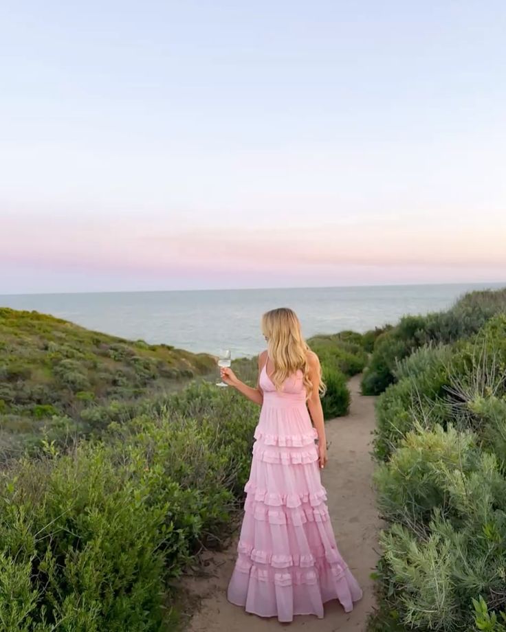 Elegant A Line Spaghetti Straps Pink Chiffon Long Prom Dresses Party Dress Summer 20th Birthday Outfits 18th Birthday Dresses DH990