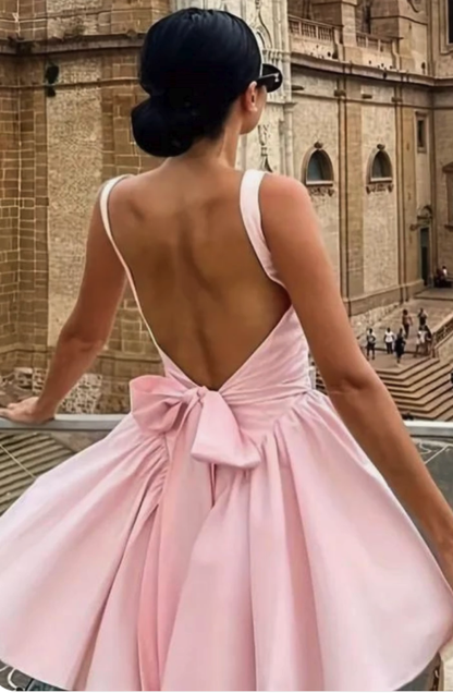 Pretty Backless Bow Back Square Neck Cami Dress Elegant Sleeveless Summer Birthday Dress Hoco Dress Birthday Outfit 19th Birthday Mini Cocktail Dresses DP1138
