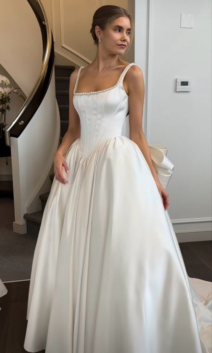 Classic Bridal Gown Ball Gown Square Neck Sleeveless Satin White Wedding Dresses Minimalist Bridal Gowns DH738