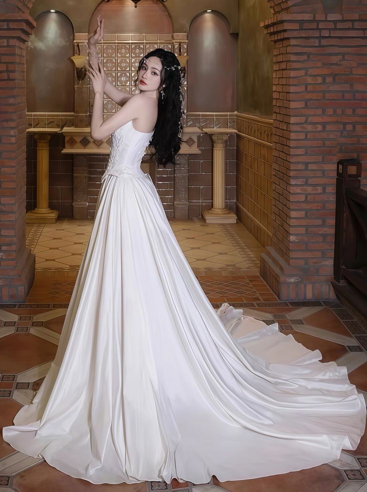 Romantic Bridal Gown A line Sweetheart Satin White Slit Wedding Dresses Minimalist Bridal Gowns DP1214