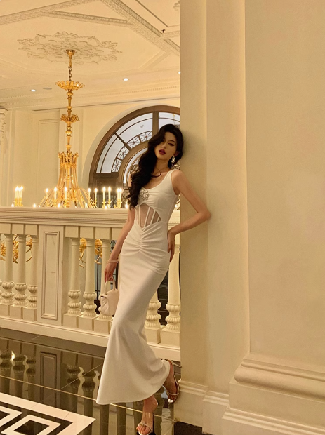 Elegant Mermaid White Sleeveless 21st Birthday Dress Party Gown Birthday Outfits Birthday Dress Ideas For Women DP1285