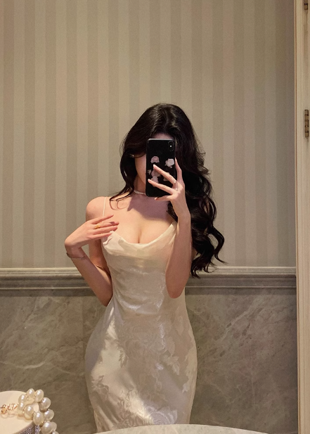 Elegant Mermaid White Floral Sleeveless 21st Birthday Dress Party Gown Birthday Outfits Birthday Dress Ideas For Women DP1301