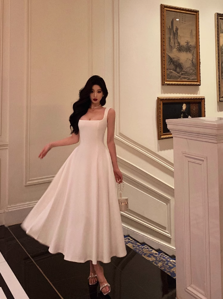 Elegant A line Square White Sleeveless 21st Birthday Dress Party Gown Birthday Outfits Birthday Dress Ideas For Women DP1303