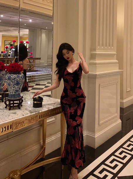 Classy Mermaid Spaghetti Straps Pink Black Long 18th Birthday Dress Party Gown 21st Birthday Outfits Birthday Dress Ideas For Women DP1312