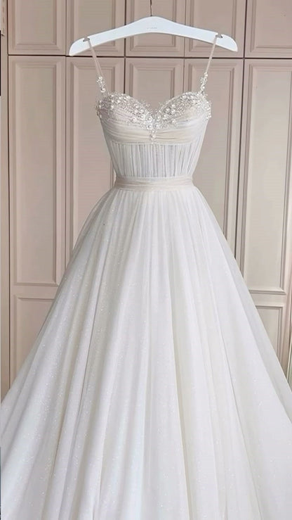 Classic Bridal Gown A Line Spaghetti Straps Tulle White Wedding Dresses Minimalist Bridal Gowns DP1317