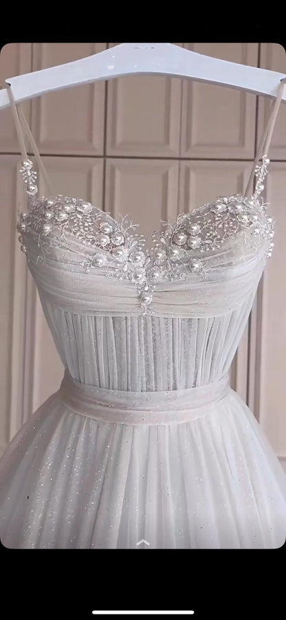 Classic Bridal Gown A Line Spaghetti Straps Tulle White Wedding Dresses Minimalist Bridal Gowns DP1317