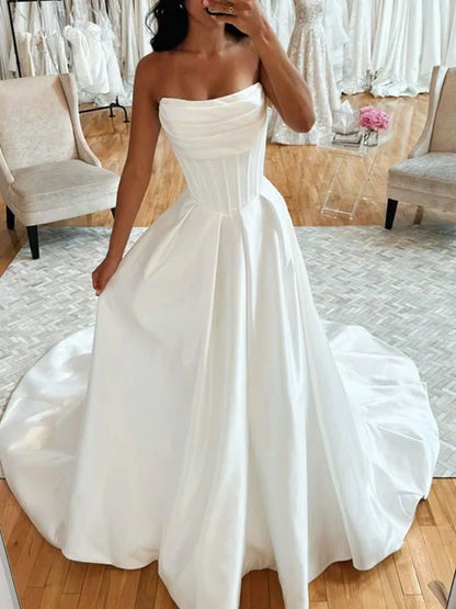 Classic Bridal Gown A Line Sweetheart Satin White Wedding Dresses Minimalist Bridal Gowns DP1319