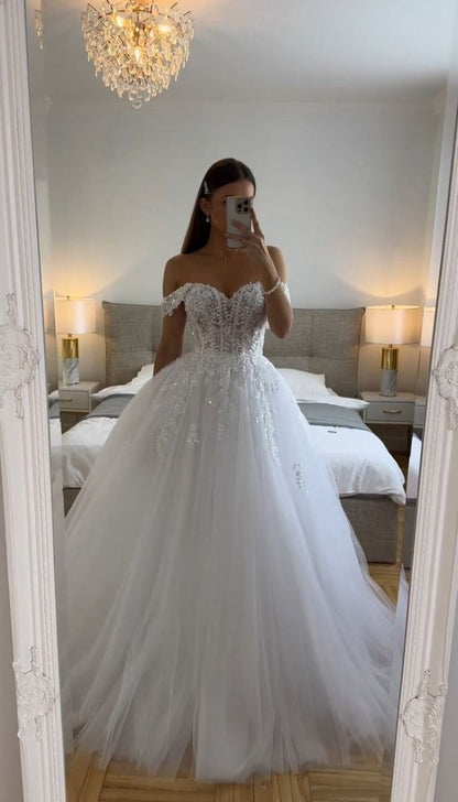 Ethereal Wedding Dress Ball Gown Off The Shoulder Tulle White Wedding Dresses Bridal Gowns DP1321
