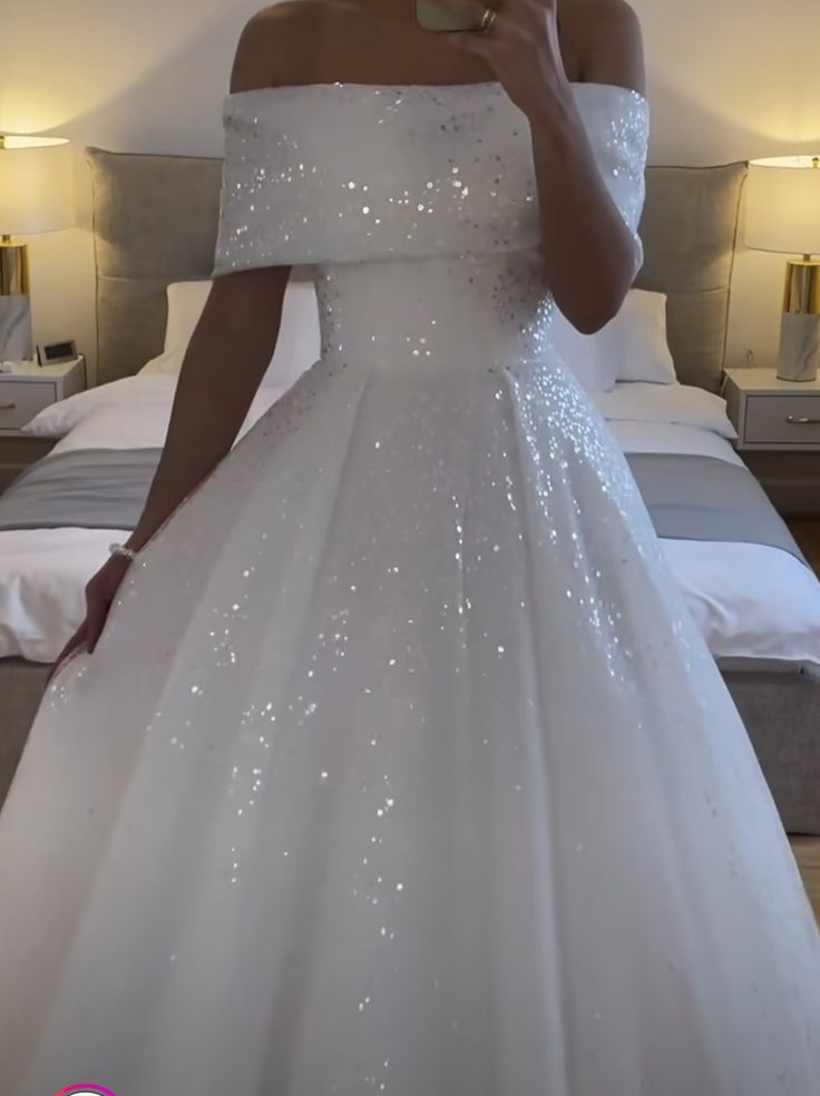 Simple Wedding Dress Ball Gown Off The Shoulder White Sequin Wedding Dresses Bridal Gowns DP1357