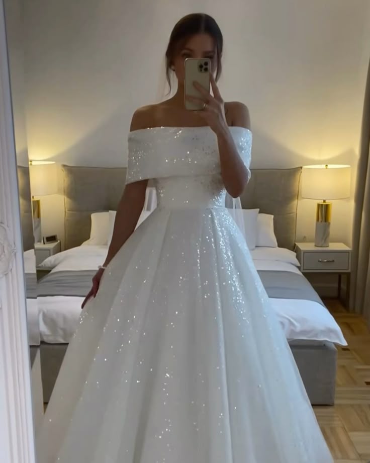 Simple Wedding Dress Ball Gown Off The Shoulder White Sequin Wedding Dresses Bridal Gowns DP1357