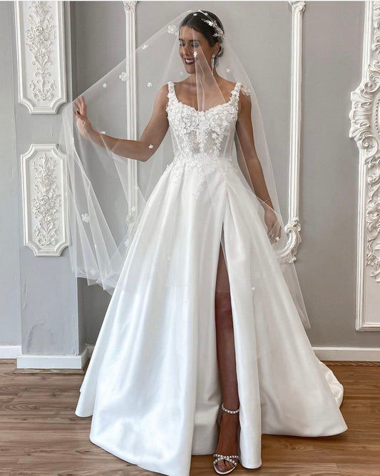 Classic Bridal Gown Ball Gown Sweetheart Lace White Wedding Dresses Minimalist Bridal Gowns DP1371