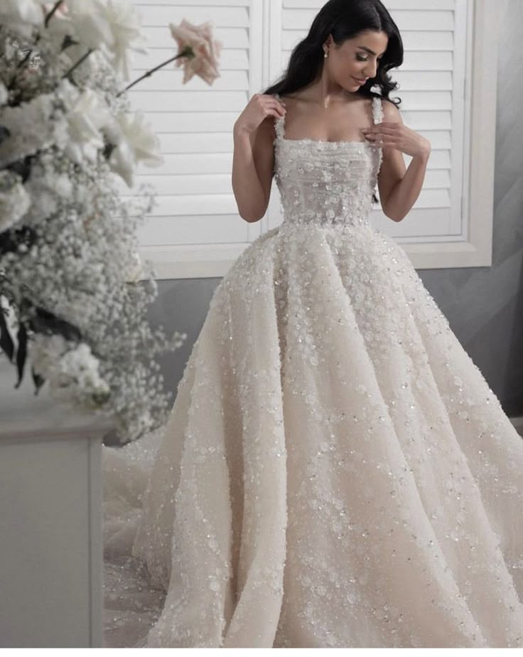 Ethereal Wedding Dress Ball Gown Square Neck Floral Sequin White Wedding Dresses Bridal Gowns DP1374