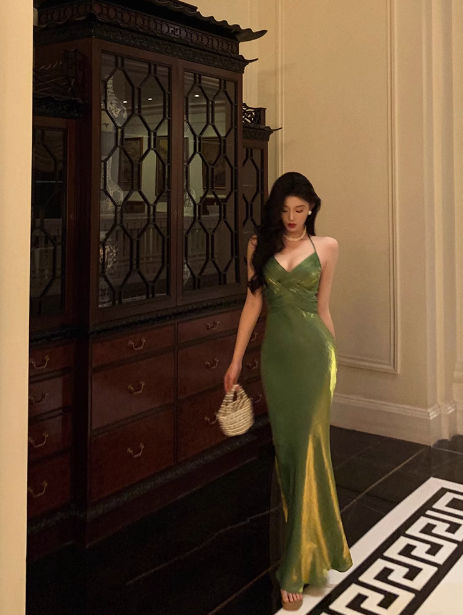 Elegant Sheath Spaghetti Straps Green Sleeveless Burgundy 23rd Birthday Dress Party Gown Birthday Outfits Birthday Dress Ideas For Women DP1413