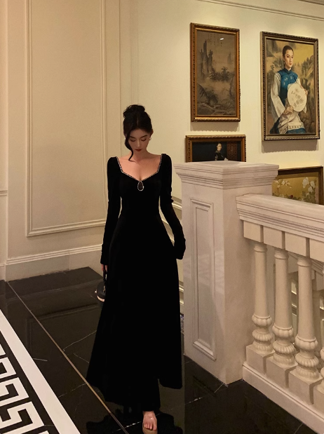 Modest A line Long Sleeves Black Velvet 21st Birthday Dress Party Gown Birthday Outfits Birthday Dress Ideas For Women DP1468