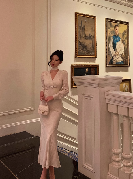 Modest Mermaid V Neck Long Sleeves White Satin 21st Birthday Dress Party Gown Birthday Outfits Birthday Dress Ideas For Women DP1476