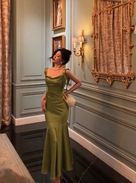 Sexy Mermaid Square Green Satin 21st Birthday Dress Party Gown Birthday Outfits Birthday Dress Ideas For Women DP1490