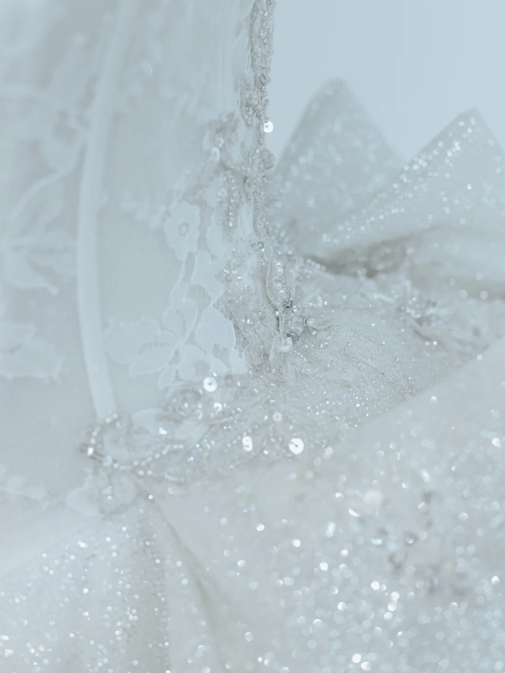 Timeless Bridal Gown Ball Gown Strapless White Sequin Wedding Dresses Bridal Gowns DP1494