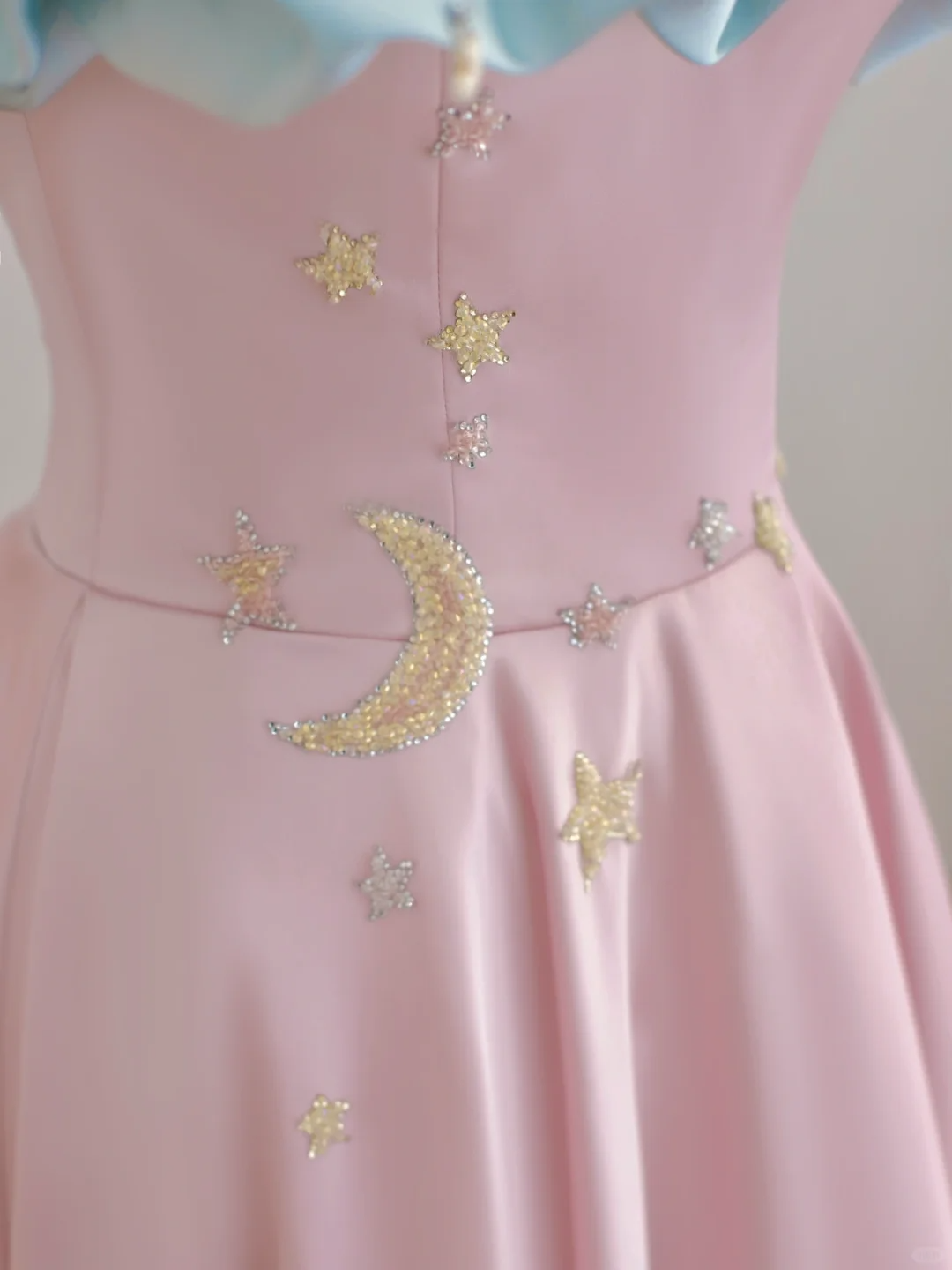 Elegant Glamour A line Off The Shoulder Pink Satin Prom Dress Party Dress Evening Dresses DP1501