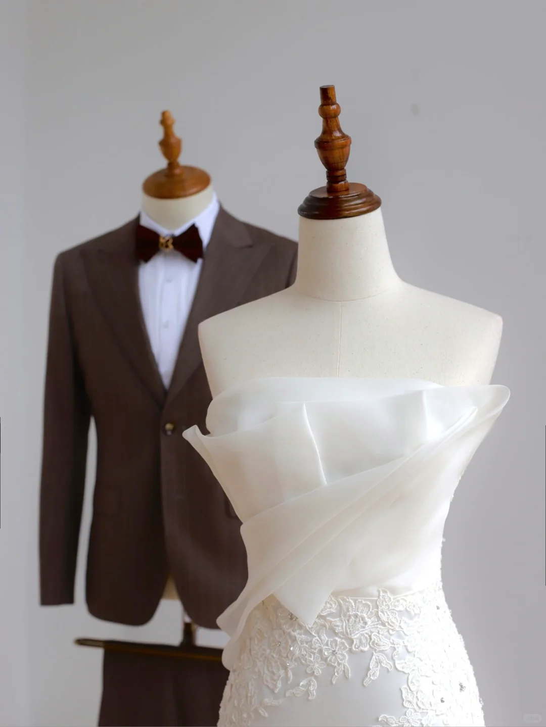 Simple Bridal Gown Mermaid Strapless Satin White Wedding Dresses Minimalist Bridal Gowns DP1513