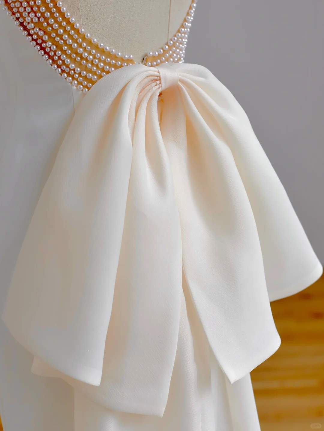 Simple Bridal Gown Mermaid Spaghetti Straps Satin White Wedding Dresses Minimalist Bridal Gowns DP1520