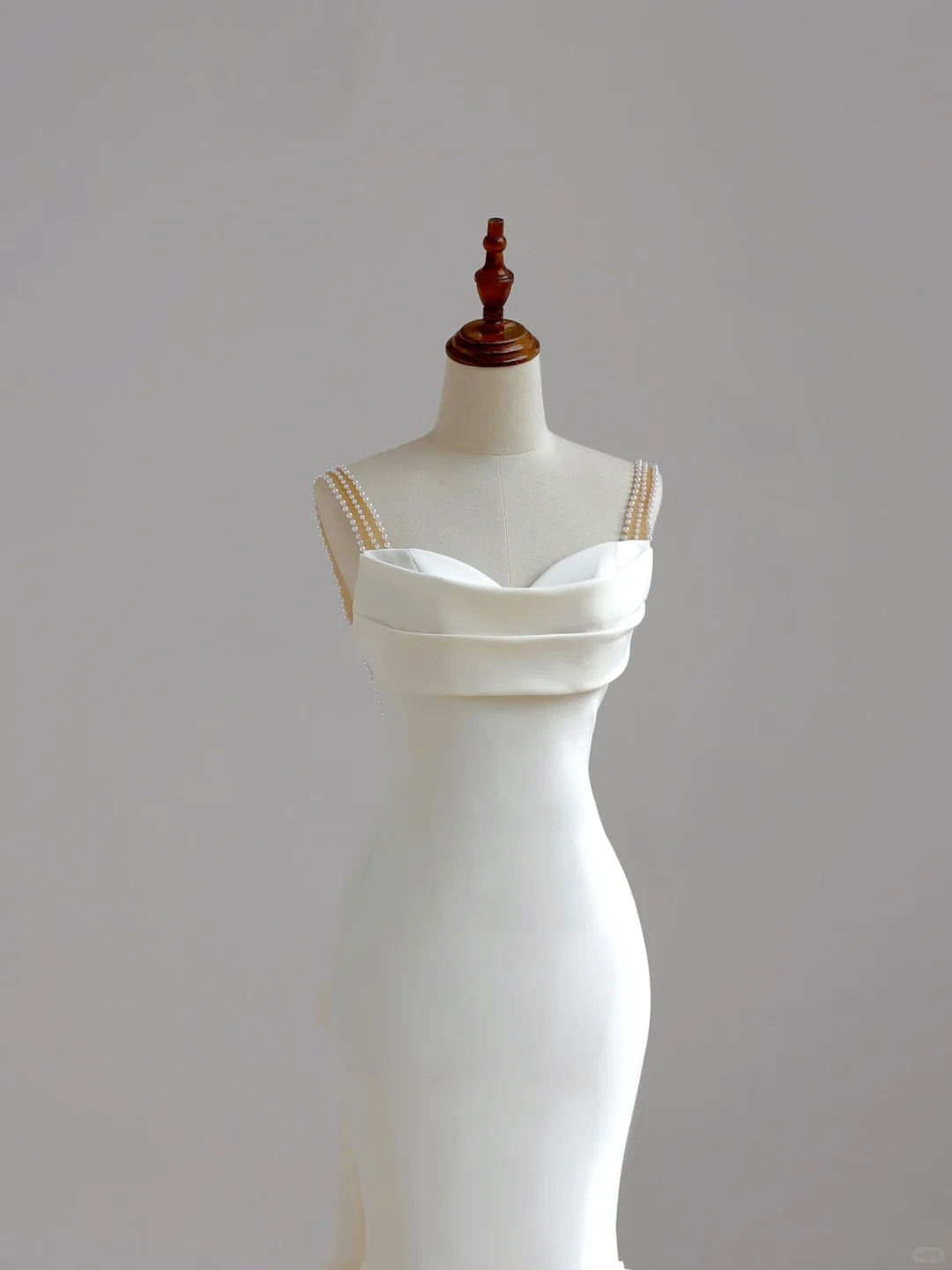 Simple Bridal Gown Mermaid Spaghetti Straps Satin White Wedding Dresses Minimalist Bridal Gowns DP1520